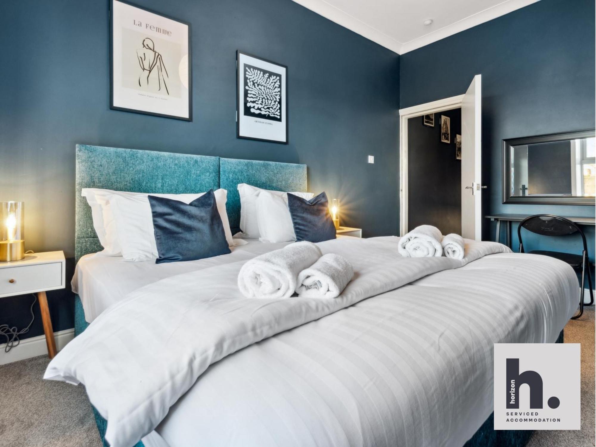 Free Parking - Penthouse - Business Stays - Relocating - St Harrogate Buitenkant foto